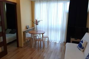 Żółty Apartament
