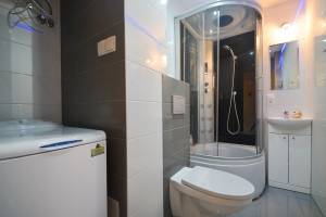 Apartament 44