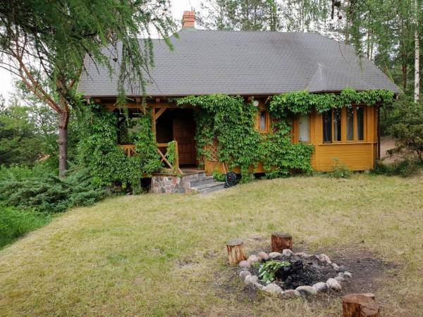 Dom nad Jeziorem Wigry, Podlasie, suwalszczyzna Dom nad Jeziorem Wigry, Podlasie, suwalszczyzna