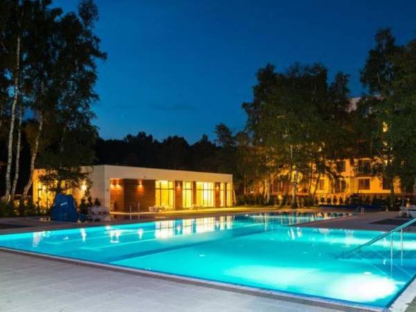 97 metrowy apartament z garażem podziemnym i basenem 97 metrowy apartament z garażem podziemnym i basenem
