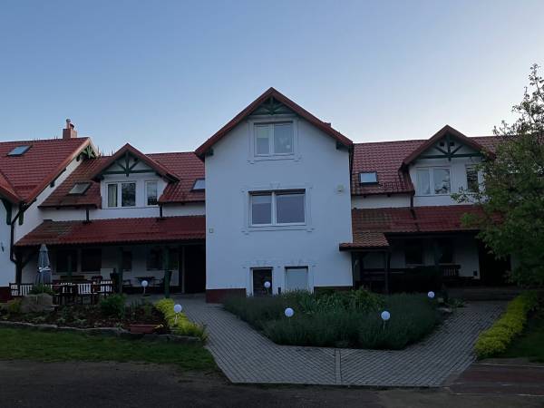 Aktywna Agroturystyka Mazury Iwona i Paweł Dziedziccy Aktywna Agroturystyka Mazury Iwona i Paweł Dziedziccy