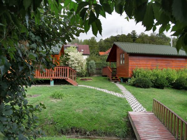 Domki i pokoje nad Potokiem Domki i pokoje nad Potokiem