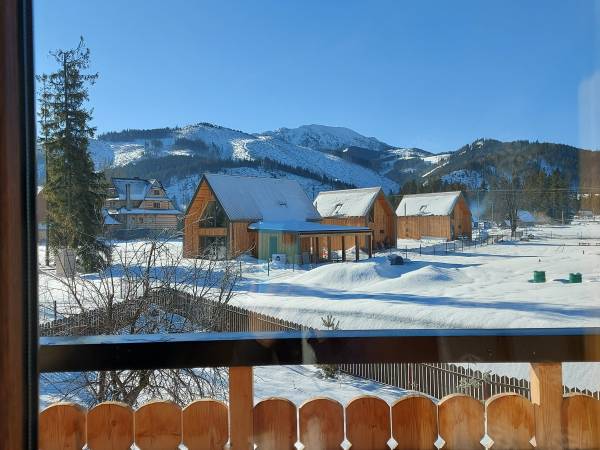 Góralska Chata przy Dolinie Chochołowskiej