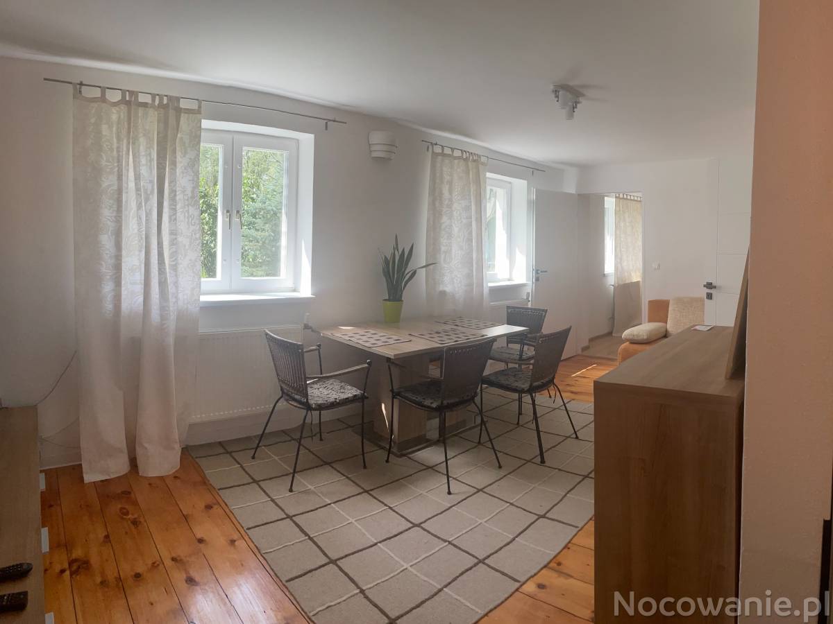 „Dary Lasu” - apartamenty i domek w lesie blisko zalewu