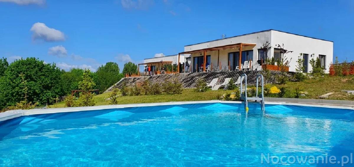 Domki nad Jeziorem BASEN SAUNA JACCUZI prywatny pomost