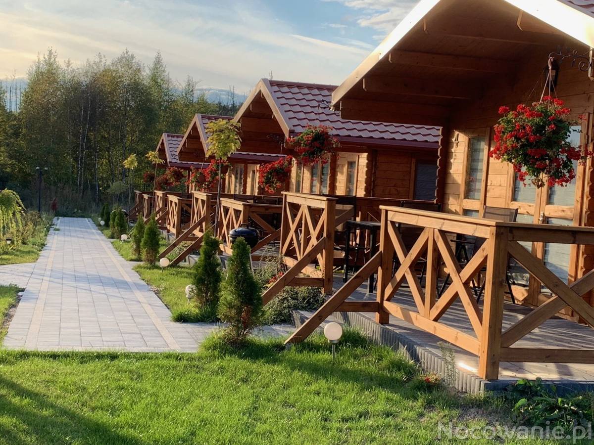 "Zielona Dolina" - Kompleks dla Rodzin z Dziećmi