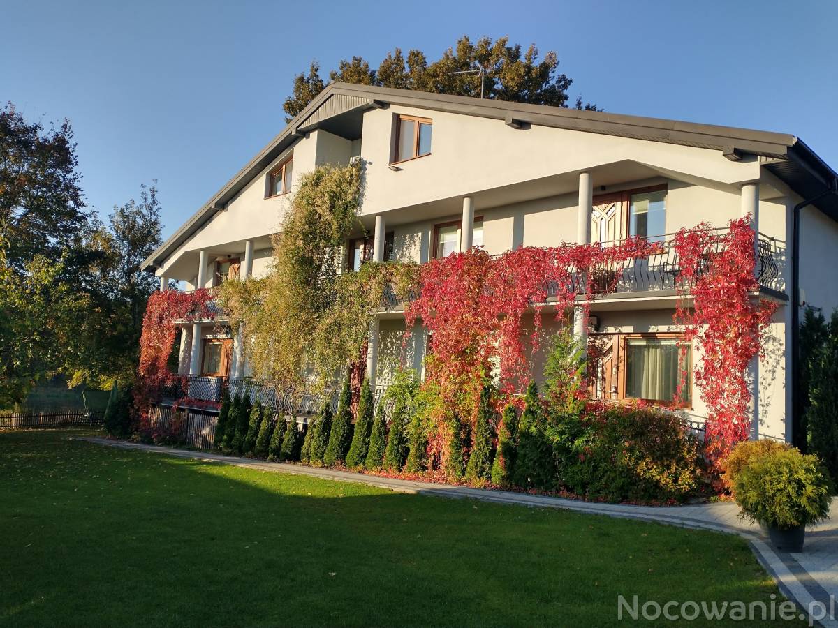 WILLA AMBER ZAKOŚCIELE