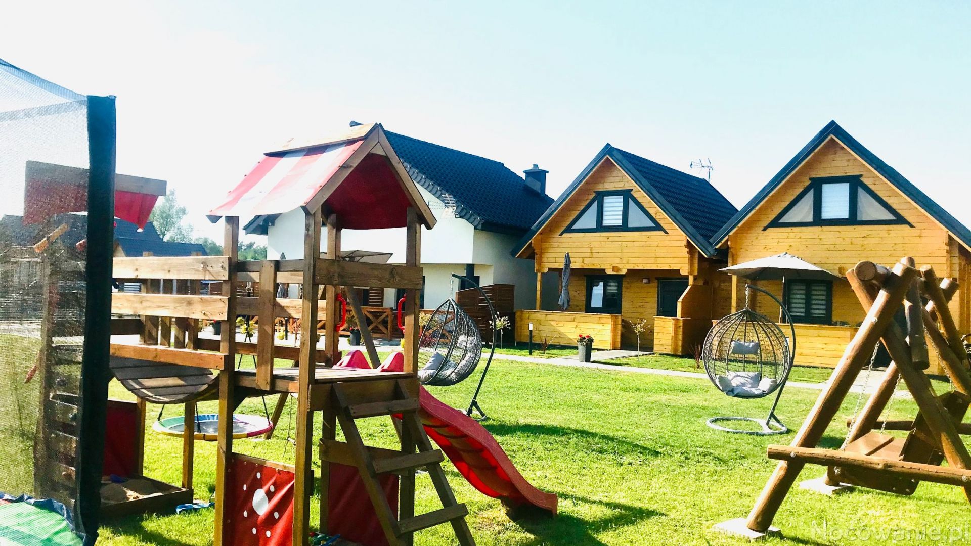 Delfinek - Domki - Apartamenty 