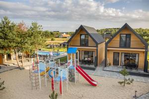 Huśtawka i Hamak - Domki z Basenem