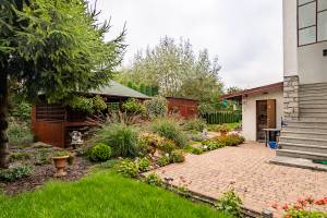 Pokoje z łazienkami Aura