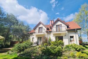 Dom nad jeziorem na Mazurach