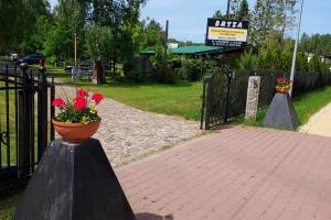 Domki Letniskowe i Pole namiotowe Bryza