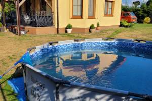 Domek letniskowy Izunia nad jeziorem k Giżycka-Mikołajki