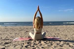 YOGA MARE HOLIDAY