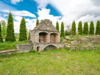 Park z miejscem do grillowania w Jazowsku