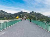 Zapora wodna na Jeziorze Czorsztyńskim