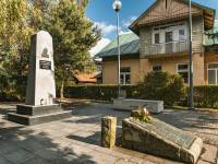 Pomnik Józefa Piłsudskiego w Łącku