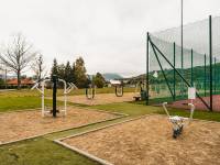 Kompleks sportowo-rekreacyjny w Łosiu