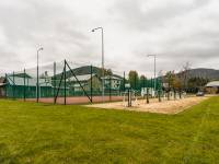 Kompleks sportowo-rekreacyjny w Łosiu