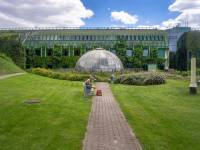 Ogrody Biblioteki Uniwersytetu Warszawskiego