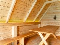 Wiata turystyczna we wsi Ożenna