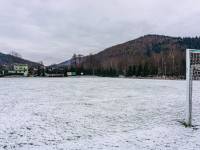 Stadion LKS Porąbka i siłownia zewnętrzna