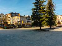 Rynek w Suchej Beskidzkiej