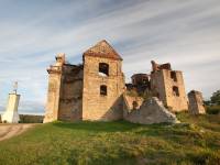 Ruiny klasztoru Karmelitów Bosych