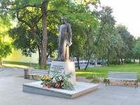 Pomnik księdza Henryka Jankowskiego