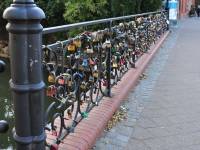 Most Chlebowy (most miłości)