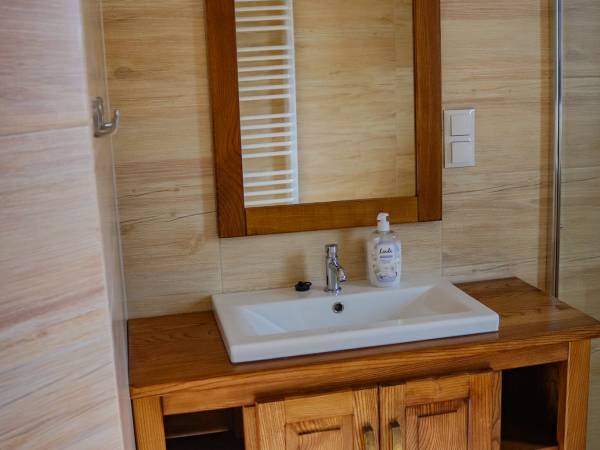 Domek nr 1 - łazienka na parterze