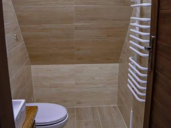 Domek nr 1 - toaleta na piętrze