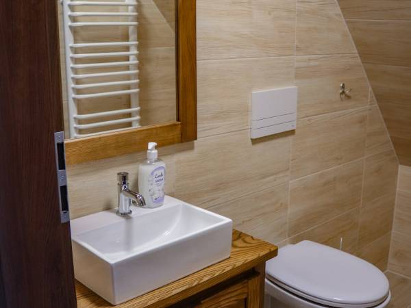 Domek nr 1 - toaleta na piętrze