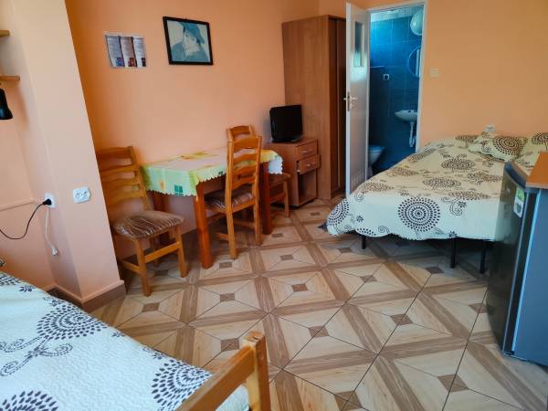 pok. nr 7. (3-os. parter)