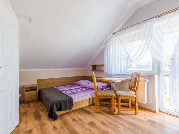 pokój nr 4 2-os. II pietro