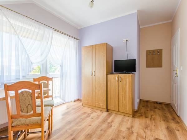 pokój nr 4 II pietro2-os. 