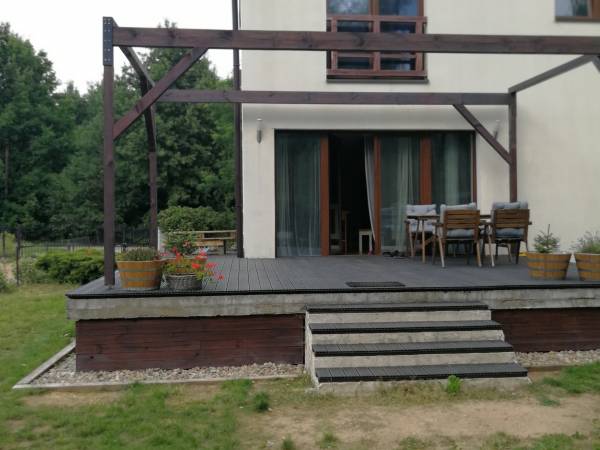 Dom na doby blisko Suntago i Warszawy