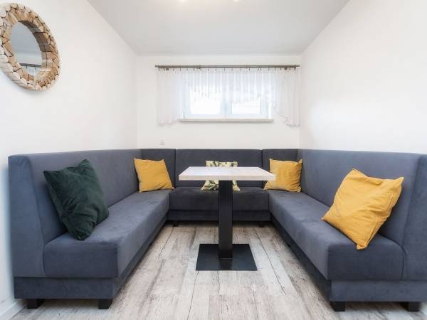 Dom Wczasowy - Pod Reglami