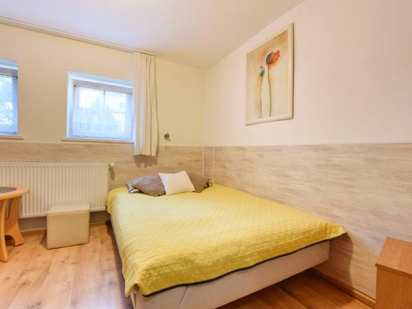 Pokój 2os. na parterze nr.1 