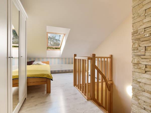 Dwukondygnacyjny apartament górne piętro łóżko pojedyncze,