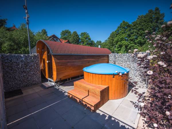 zewnętrzna sauna i balia