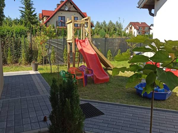 Domki pod katalpami Mikołajki