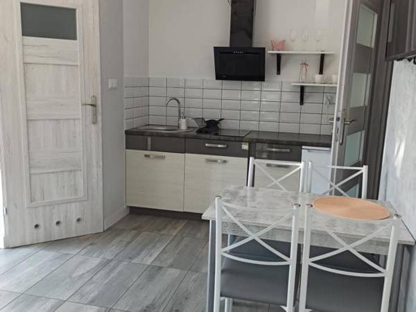 Domki pod katalpami Mikołajki