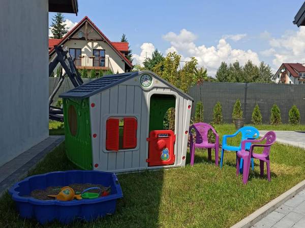 Domki pod katalpami Mikołajki