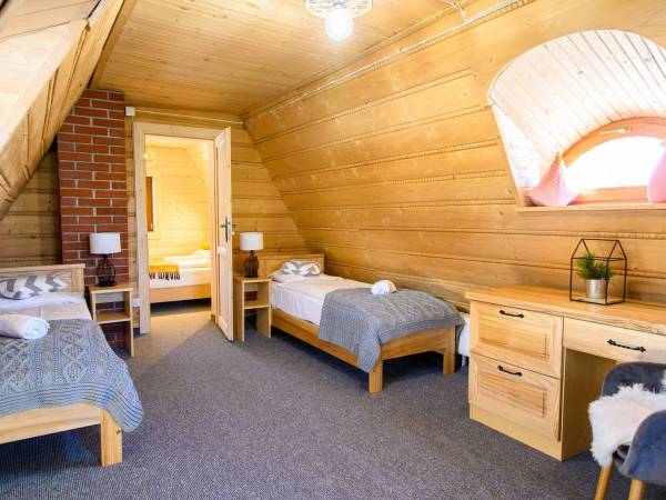 Domek- sypialnia na górze dla dzieci