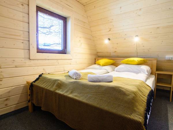 Domek-sypialnia dla rodziców:) na górze