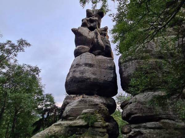 SZCZELINIEC- FORMY SKALNE