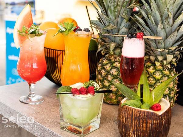 LA PLAYA COCKTAIL BAR