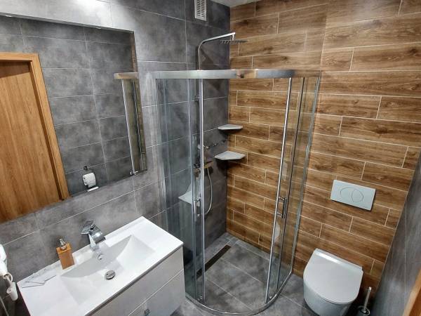 APARTAMENT Z SYPIALNIĄ