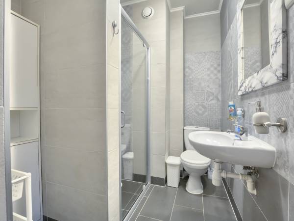 ŁAZIENKA POKÓJ NR 1